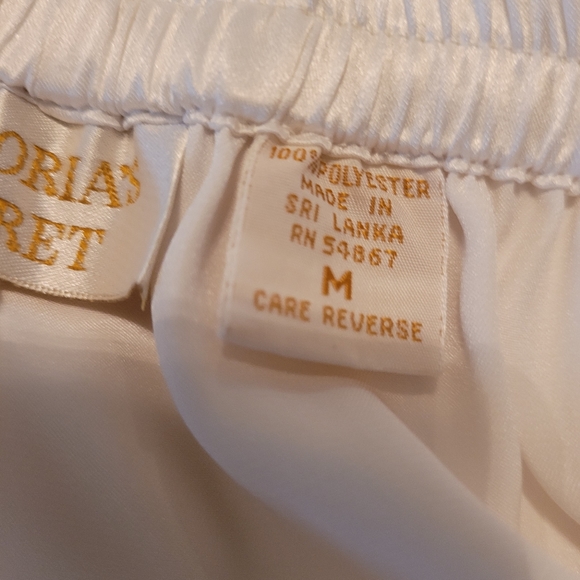 Nwot 2pc Victoria Secret Vintage Gold Label Pajamas size Top Large, Bottom Mediu - Picture 7 of 7